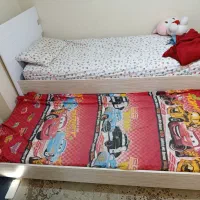 تخت تک نفره