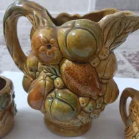 تنگ ولیوان میوه ای