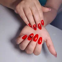 انجام خدمات ناخن برای دست و پا با بهترین متریال|خدمات آرایشگری و زیبایی|رشت, یخسازی|دیوار