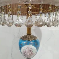 اباژور ایستاده