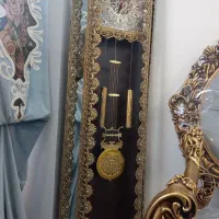 ساعت ایستاده برنزی