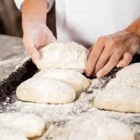 چندنفر نیروی کار آقا و خانم جهت نانوایی