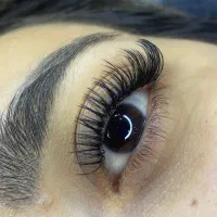 اکستنشن مژه و لیفت و لمینت مژه و ابرو