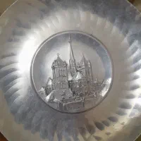 بشقاب دکوری بسیار زیبا