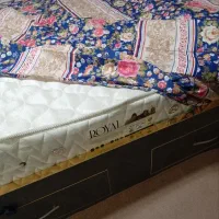 تخت خواب  دو نفره با تشک