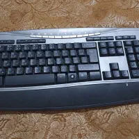 فروش کیبورد بی سیم نو و سالم