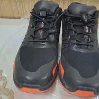 کتونی در حد نو سایز ۴۰