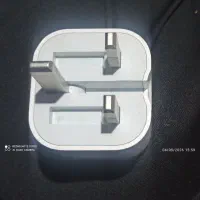 یک عدد آدابتور ایفن 20w