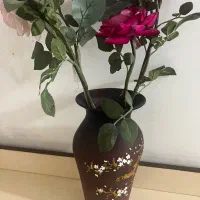 گلدان شیشه ایی