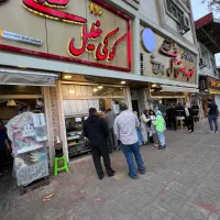 نیروی کار برای کلوچه پزی وارد به کار