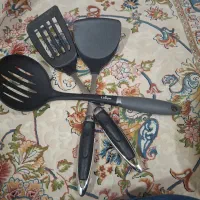 تعدادی اجناس آشپزخانه بصورت یکجا