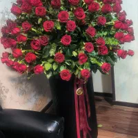 تاج گل بزرگ و لاکچری تازه تحویل گرفته شده