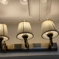 دیوارکوب سه شاخه شید دار