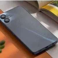 یک دستگاه گوشی