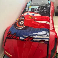 سلام یک سری تخت وکمد وپتو فرش نوجوان در حد نو