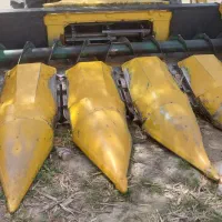 کاهکوب و هد ذرتی ۵ خط نیوهلند|ماشین‌آلات صنعتی|مرودشت, ابوذر جنوبی|دیوار