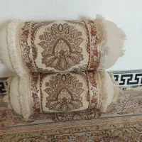 بالشت گل پر