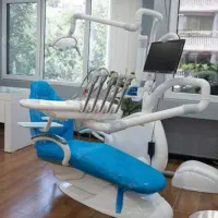 منشی و دستیار دندانپزشک