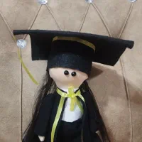 عروسک فارغ التحصیلی