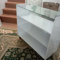 دو عدد ویترین 1متری به فروش می رسد