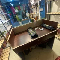 ۳ عدد استند نو، باکس و آینه لاینر دار ، میز کانتر|کتابخانه، شلف، قفسه‌های دیواری|شیراز, لب آب|دیوار