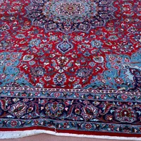 ۲عدد فرش۹متری  قرمز لاکی در حد نو