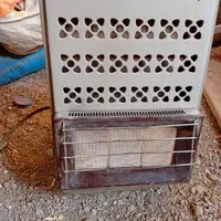 بخاری کپسولی نیاز به تعمیر|بخاری، هیتر، شومینه|اردکان, |دیوار