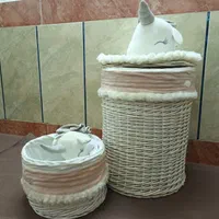 سبد لباس و لوازم بهداشتی