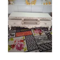 میز تلویزیون سفید