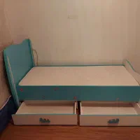 تخت نوجوان با دوتا کشو جادار و تشک نو و بوفه کمد|تخت و سرویس خواب|پرند, فاز ۶|دیوار