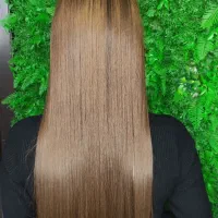 مدل کراتین در سالن تیناز