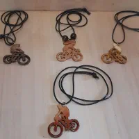 شازده کوچولو هری پاتر ماشین چوبی گردنبند دوچرخه|صنایع دستی و سایر لوازم تزئینی|تهران, بازار|دیوار