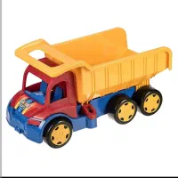 کامیون و تراکتور