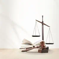 تنظیم لایحه/مشاورحقوقی/قاضی سابق/وکیل حقوقی وکیفری