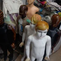 مانکن بچگانه