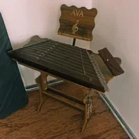 سنتور و میز