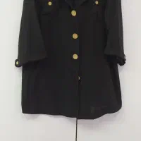 یه مانتو مشکی و دوتا شومیز