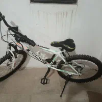 دوچرخه در حد نو