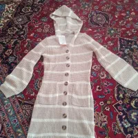 لباس دخترانه و زنانه|لباس|میانه, |دیوار