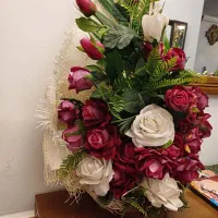 گل خیلی بزرگ در حد نو داخل نایلون بوده مناسب مراسم