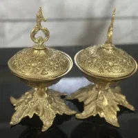 تعدادی لوازم تزیینی