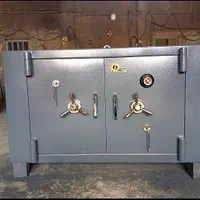 گاوصندوق زیرویترینی،دوهزار طلافروشی،نمایشگاهی