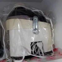 آبمیوه گیری چندکاره سالم بفروش میرسد