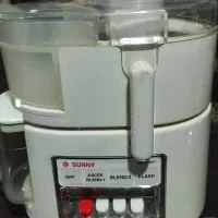 آبمیوه گیری ژاپنی