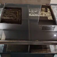 میز وسط جادار و تمام چوب