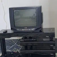 میز و تلویزیون دیجیتال