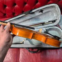 ویالون نو و خوش صدا|ویولن|شهریار, شهریار|دیوار