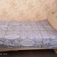 میز کامپیوتر و تخت ۱نفره|میز تحریر و کامپیوتر|اسلامشهر, شهرک لاله|دیوار