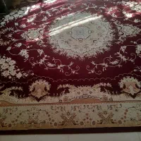 قالی زرشکی ۹متری خوش نقش ضخیم وپرگوشت