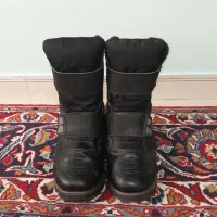 بوت چکمه پوتین موتور